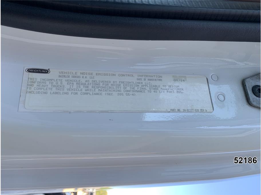 2015 Freightliner M2 106