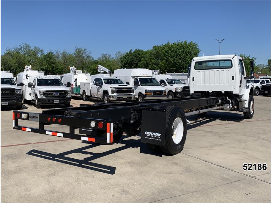 2015 Freightliner M2 106