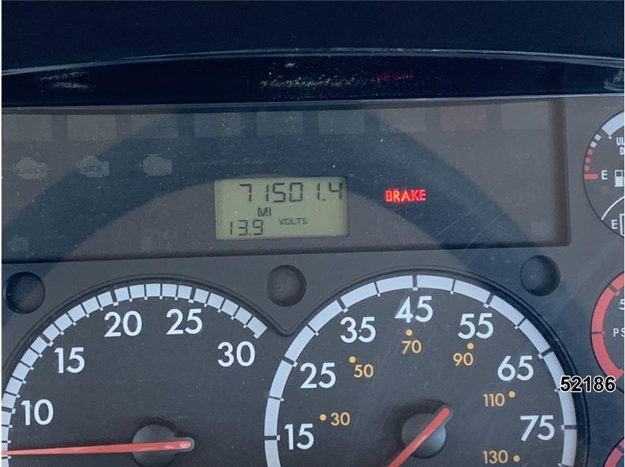 2015 Freightliner M2 106