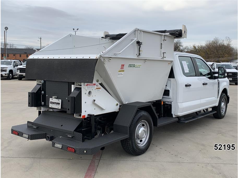 2023 Ford F-250 Super Duty XL - Photo 2