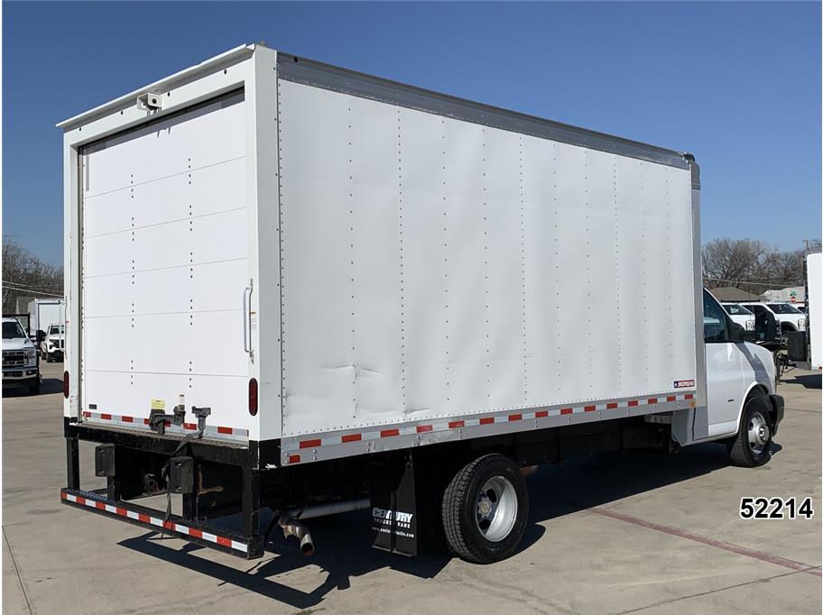 2021 Chevrolet 3500 Express DRW