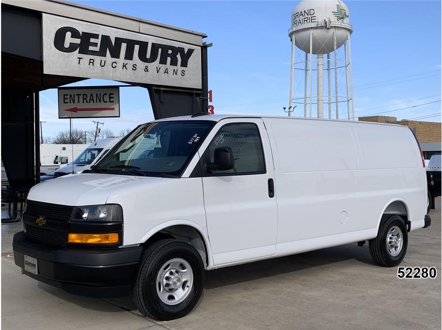 2025 Chevrolet Express 2500 Extended Work Van HD's photo