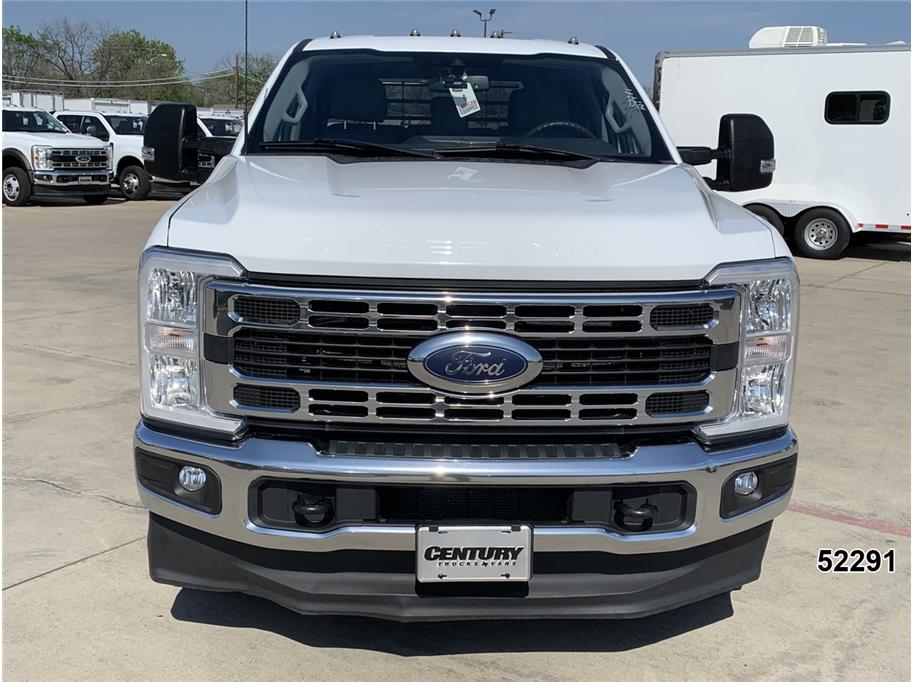 2023 Ford F350 DRW