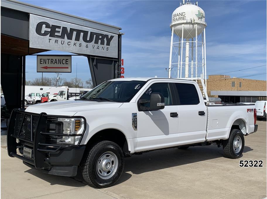 2019 Ford F-250 XL 4x4 Crew Cab 8' Box's photo
