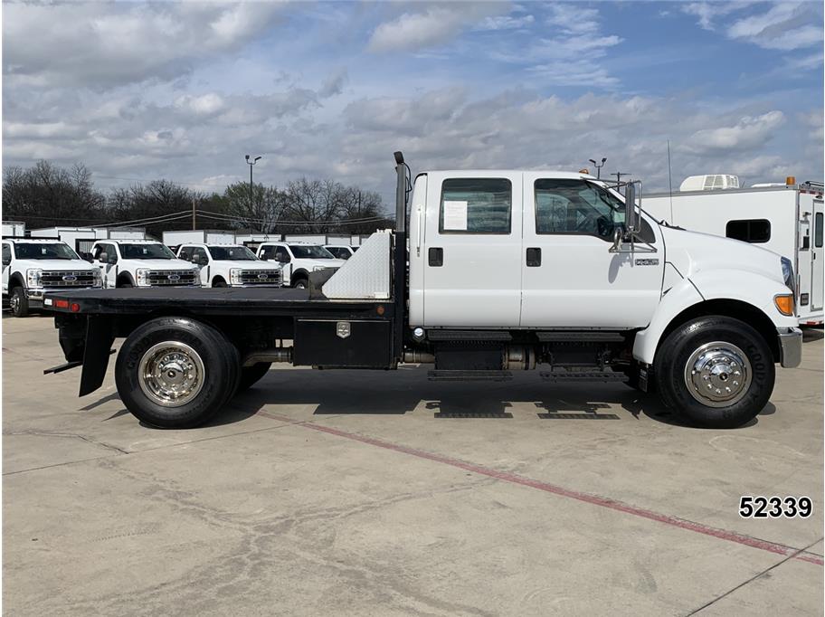2011 Ford F750