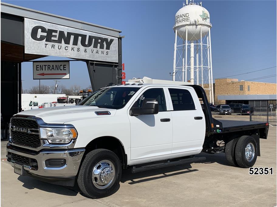2024 RAM 3500 Tradesman 4X4 Crew Cab LWB's photo