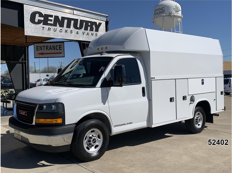 2023 GMC 3500 Savana