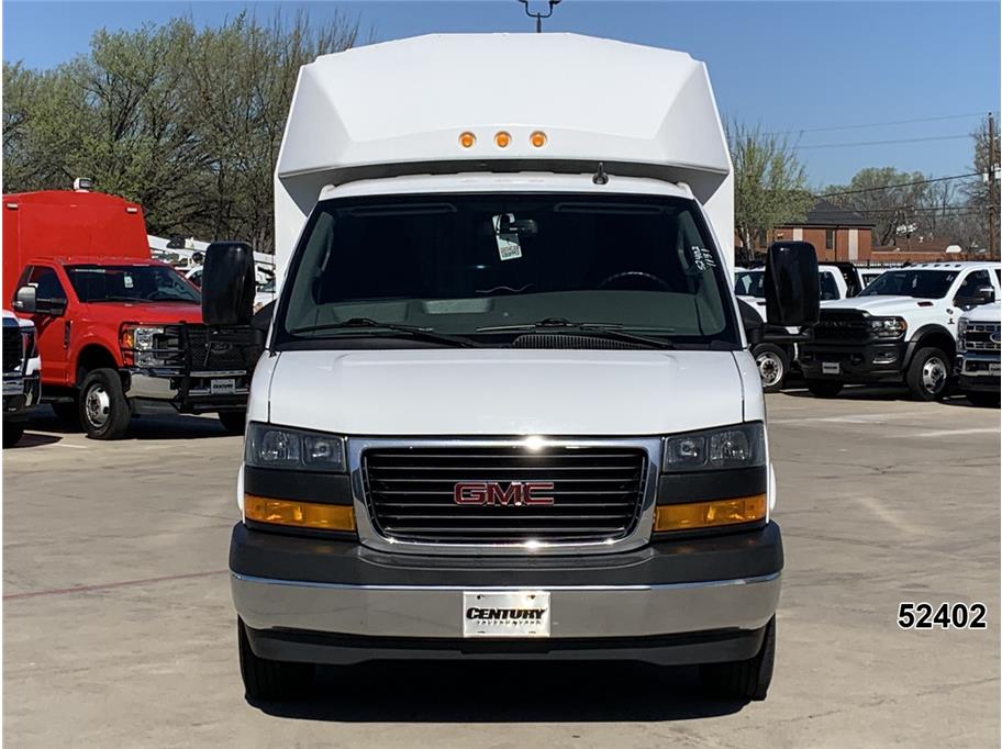 2023 GMC 3500 Savana