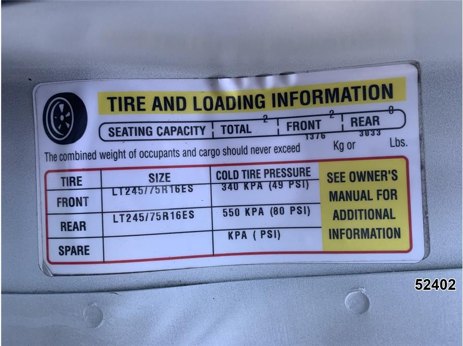 2023 GMC 3500 Savana