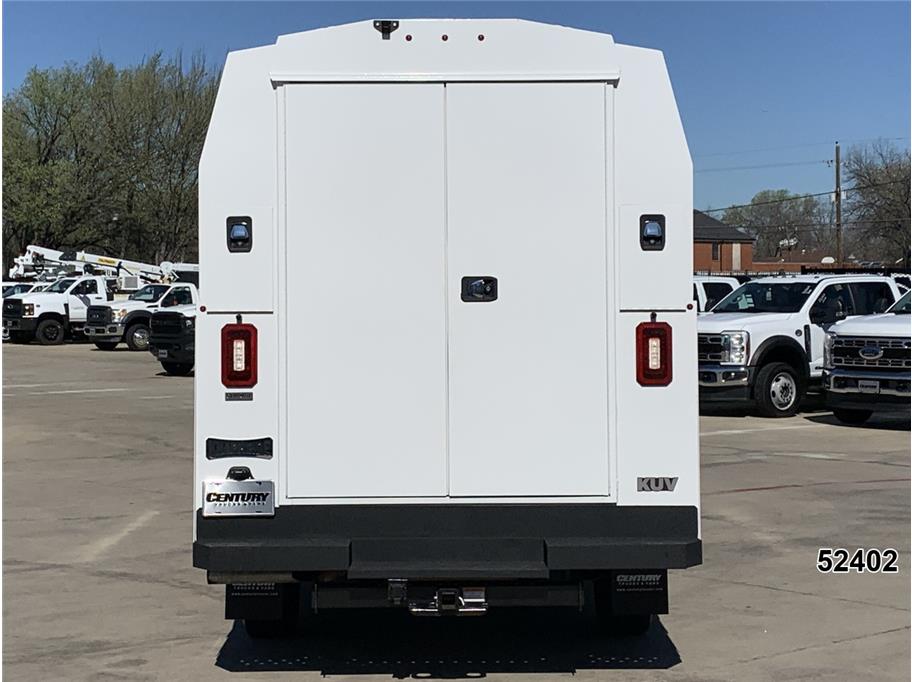 2023 GMC 3500 Savana