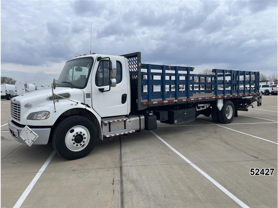 2021 Freightliner M2 106