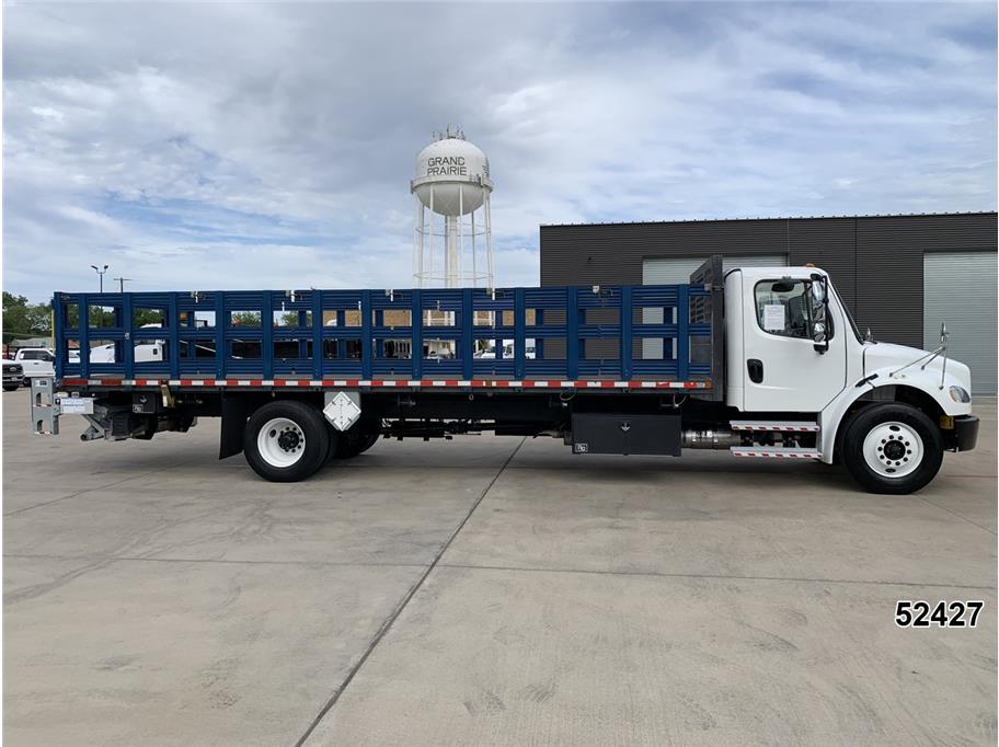 2021 Freightliner M2 106