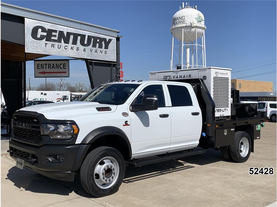 2024 RAM 5500 Tradesman 4X4 Crew Cab DRW 173" WB's photo