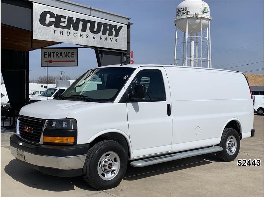 2024 GMC Savana 2500's photo