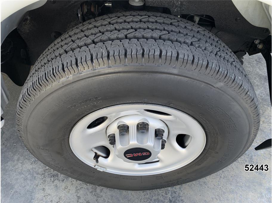 2024 GMC 2500 Savana