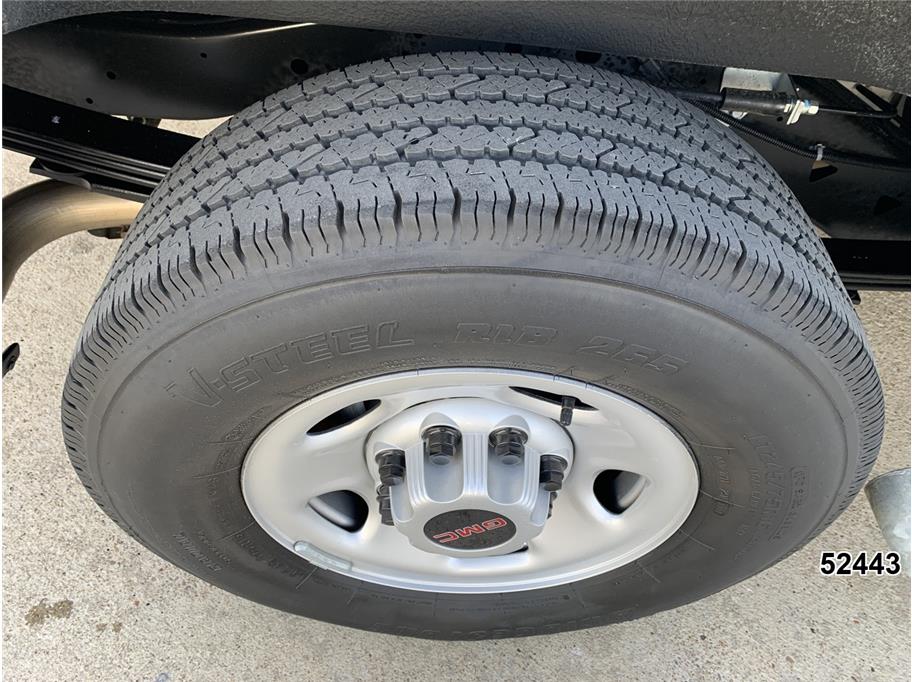 2024 GMC 2500 Savana