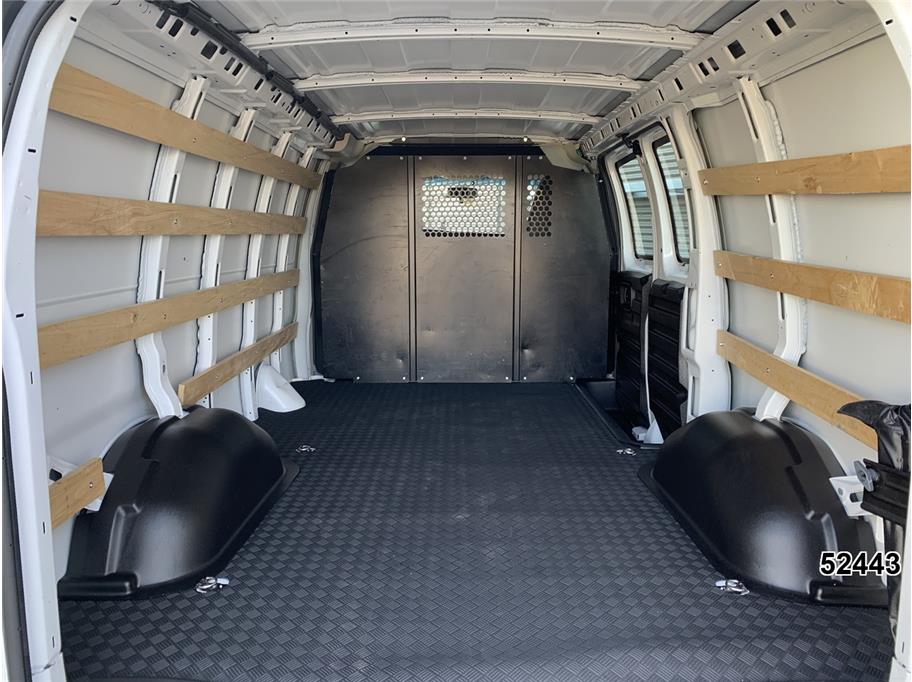 2024 GMC 2500 Savana