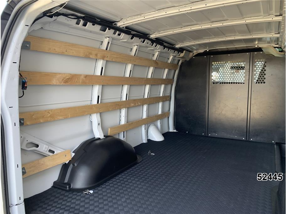 2024 GMC 2500 Savana