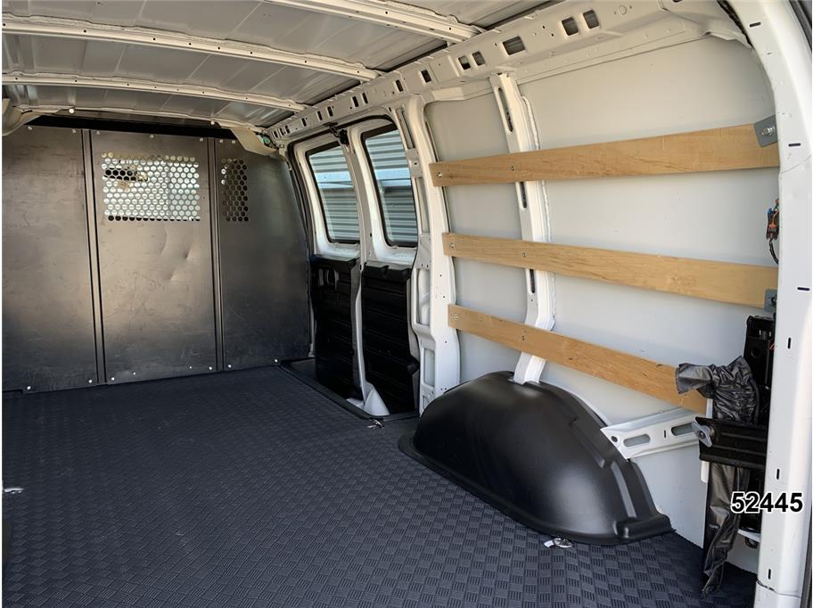 2024 GMC 2500 Savana