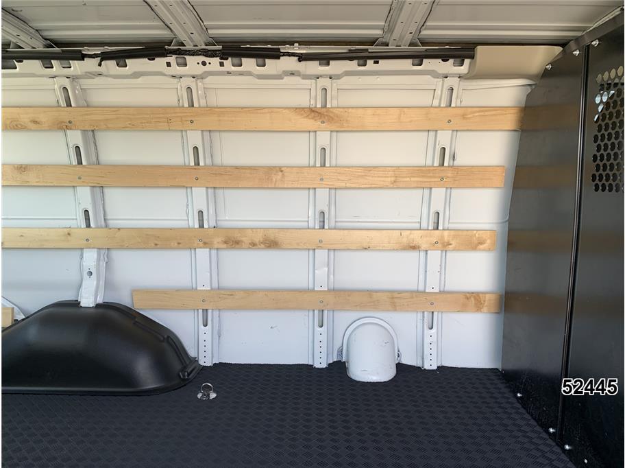 2024 GMC 2500 Savana