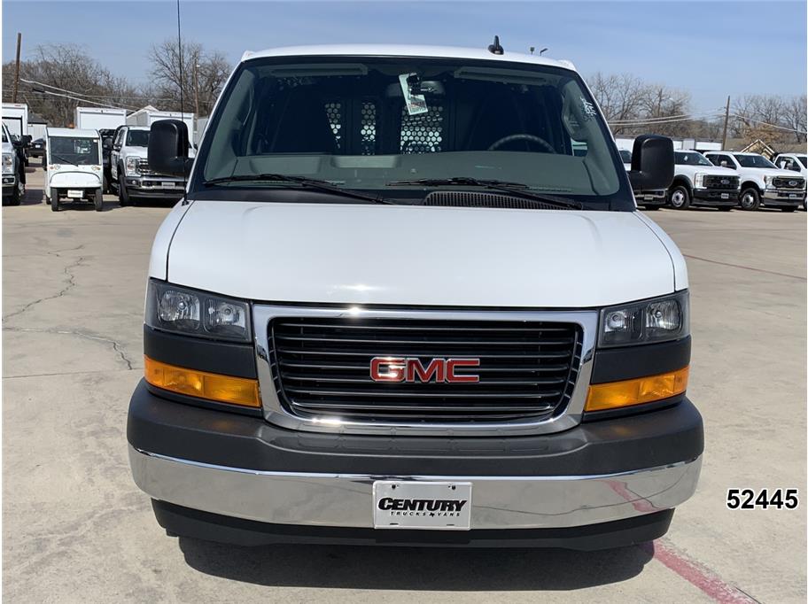 2024 GMC 2500 Savana