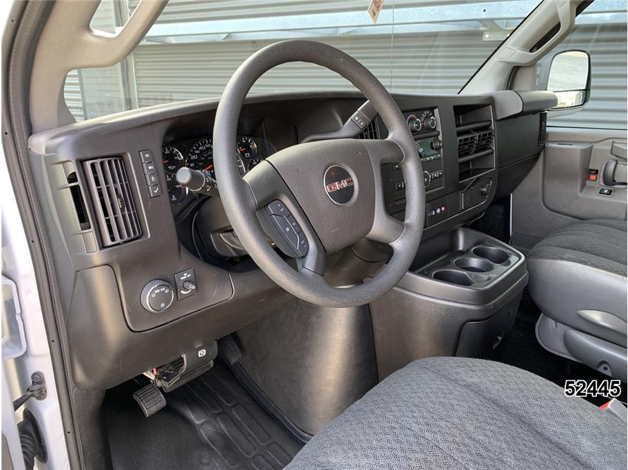 2024 GMC 2500 Savana