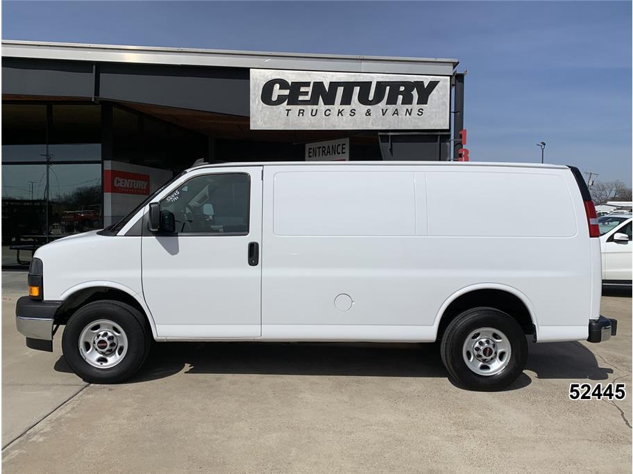 2024 GMC 2500 Savana