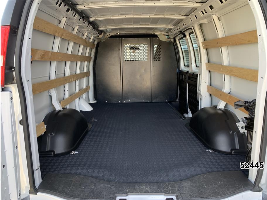 2024 GMC 2500 Savana