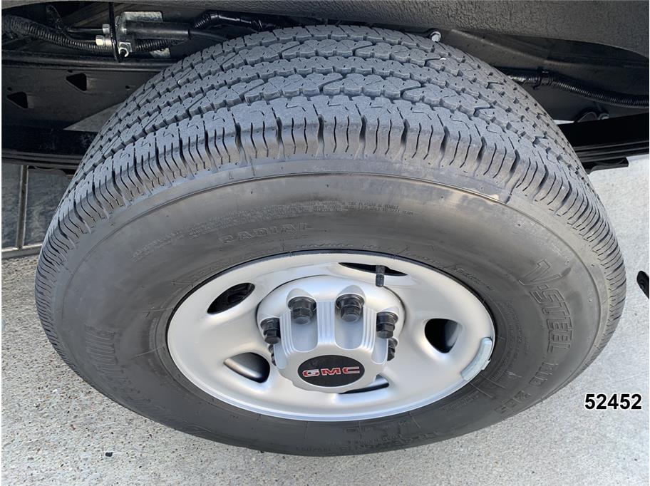 2024 GMC 2500 Savana