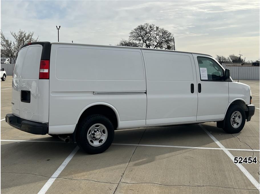 2020 Chevrolet 3500 Express