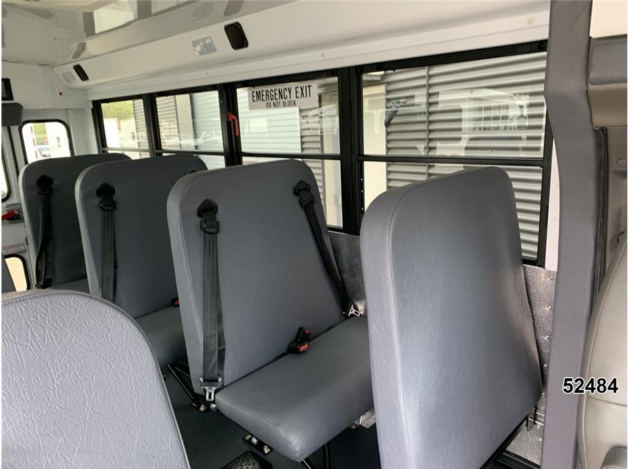 2023 GMC 3500 Savana