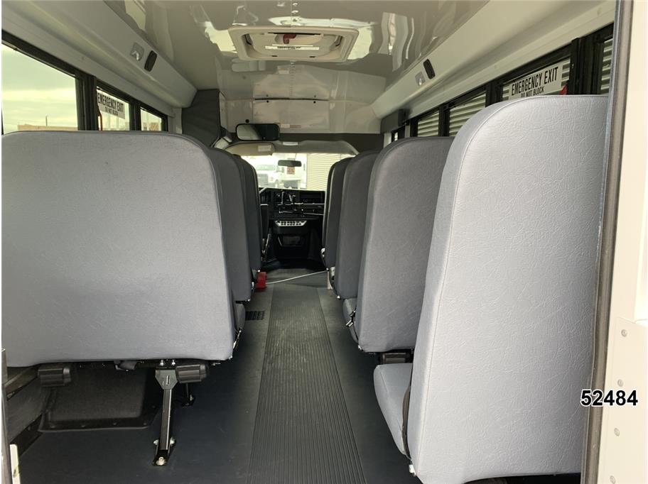 2023 GMC 3500 Savana