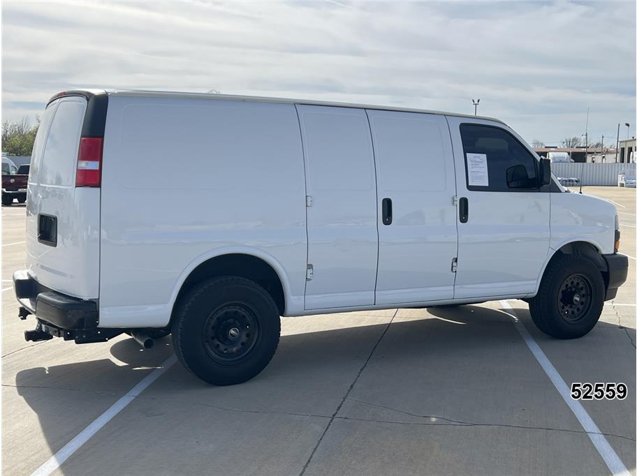 2022 Chevrolet 3500 Express