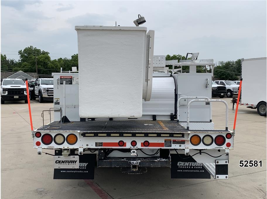 2011 Ford F550