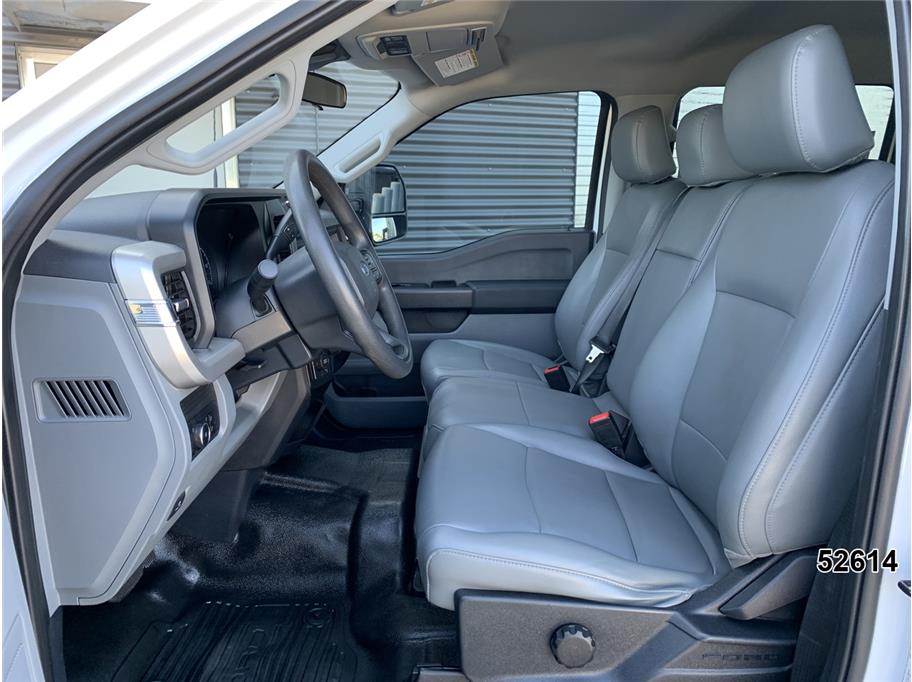 2023 Ford F350 DRW