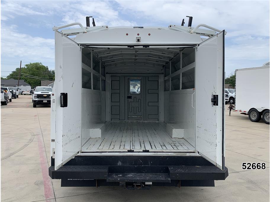 2023 Ford E450