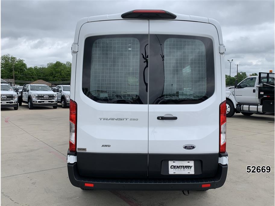 2023 Ford Transit 250