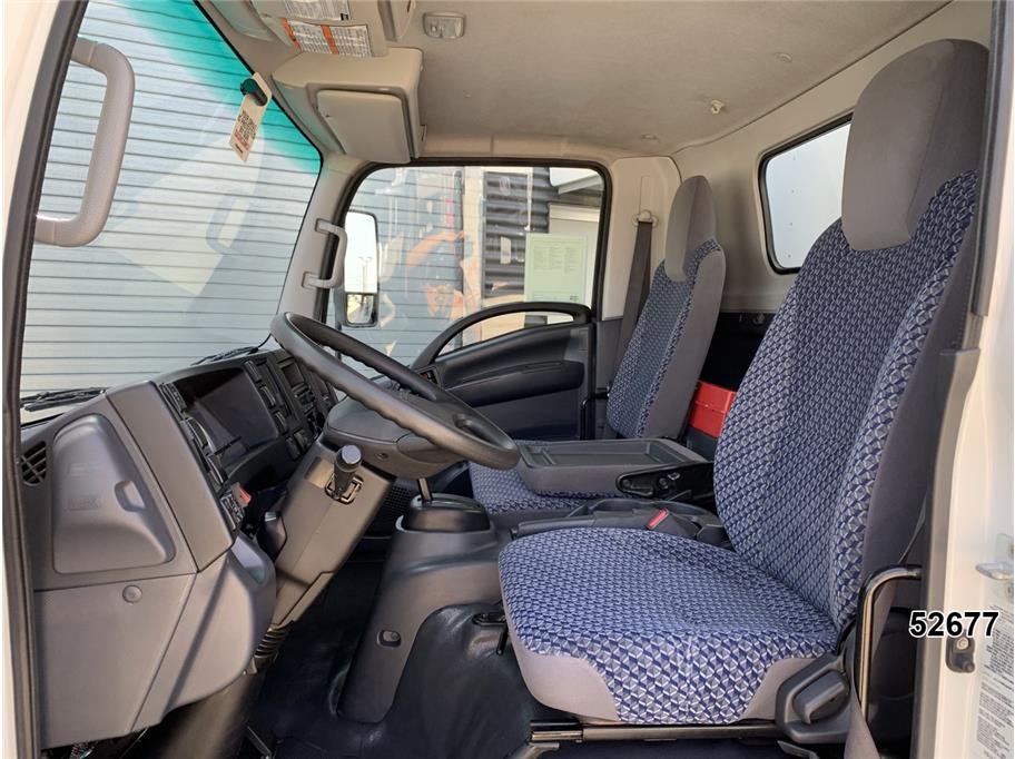 2023 Isuzu NPR XD