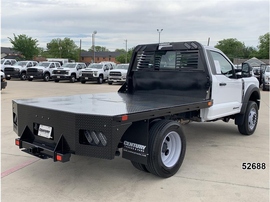 2025 Ford F600