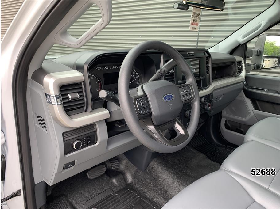 2025 Ford F600