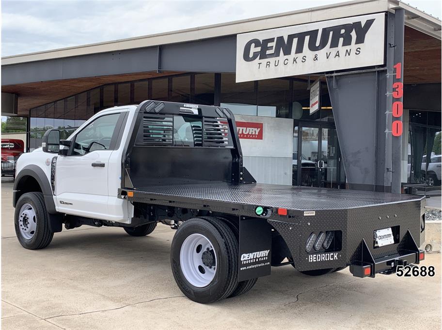 2025 Ford F600