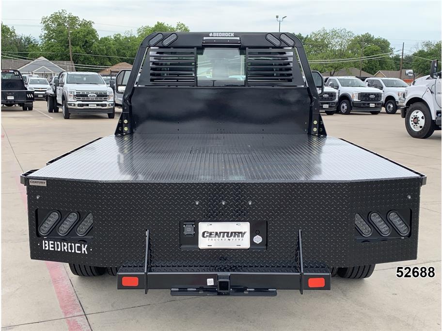 2025 Ford F600