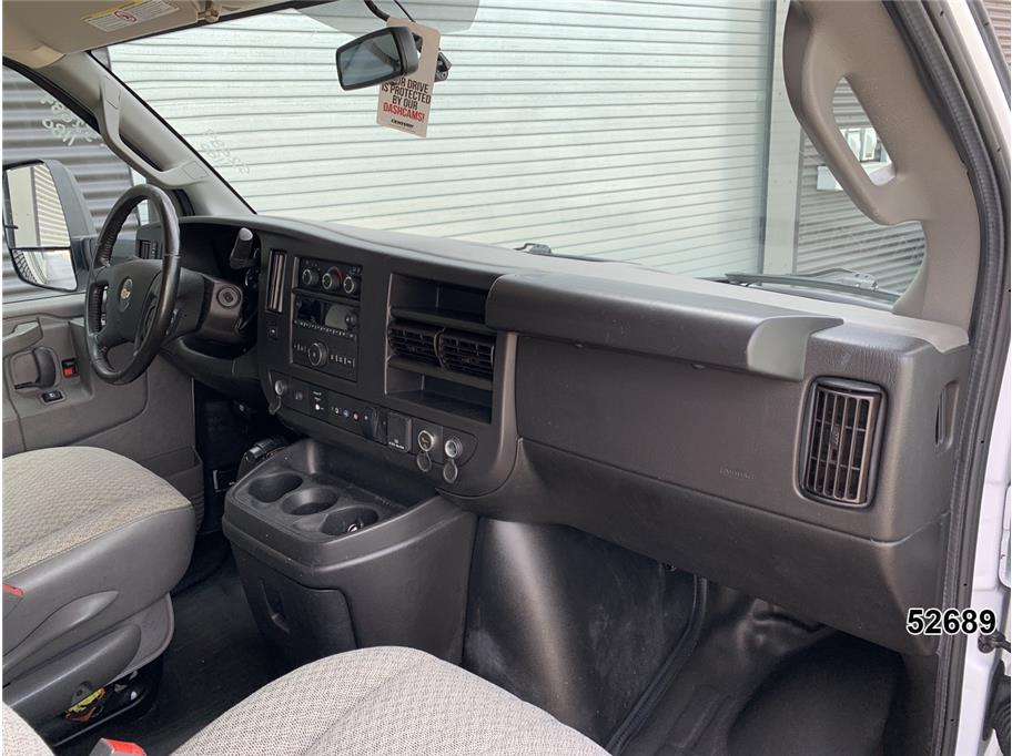 2022 Chevrolet 3500 Express