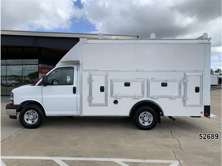 2022 Chevrolet 3500 Express