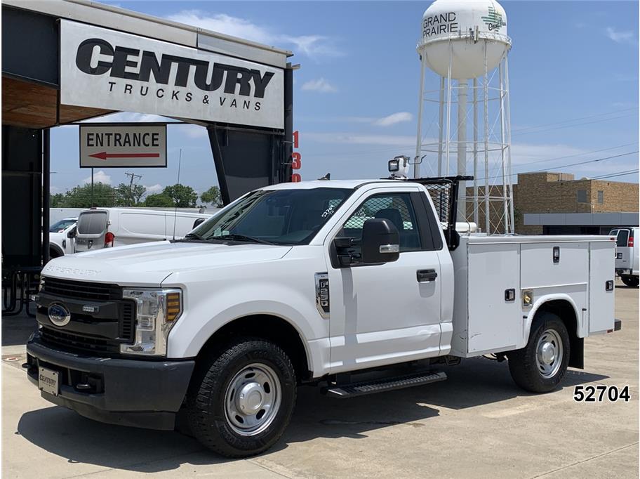 2018 Ford F-250 XL Regular Cab 8' Box's photo