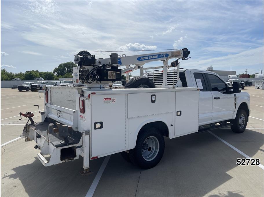 2023 Ford F350 DRW
