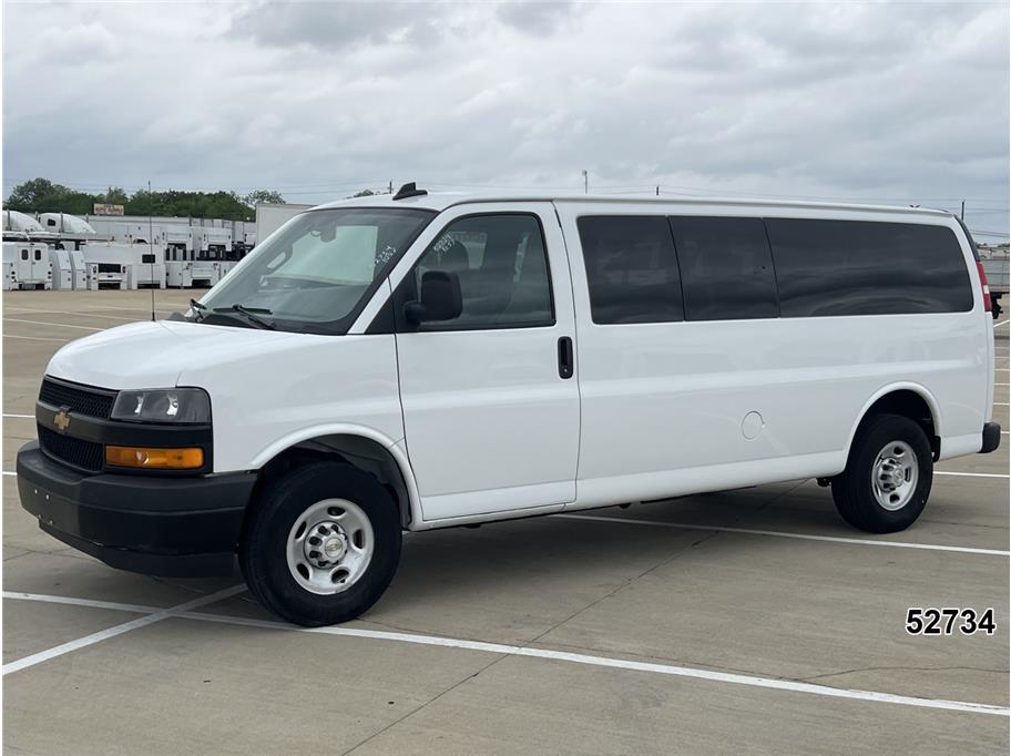 2024 Chevrolet Express 3500 LS Extended's photo