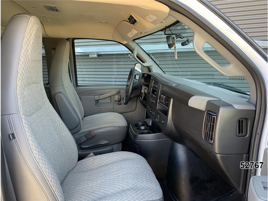 2025 Chevrolet 3500 Express