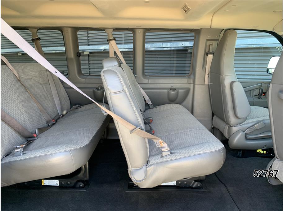 2025 Chevrolet 3500 Express