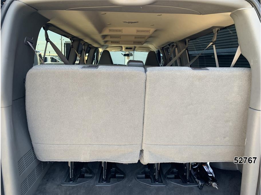 2025 Chevrolet 3500 Express